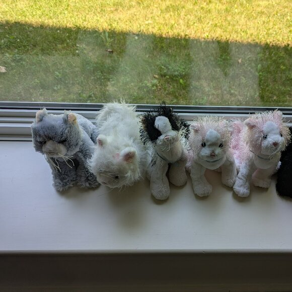 Let's Get Catty!! Webkinz Cats - No Codes - Picture 1 of 8